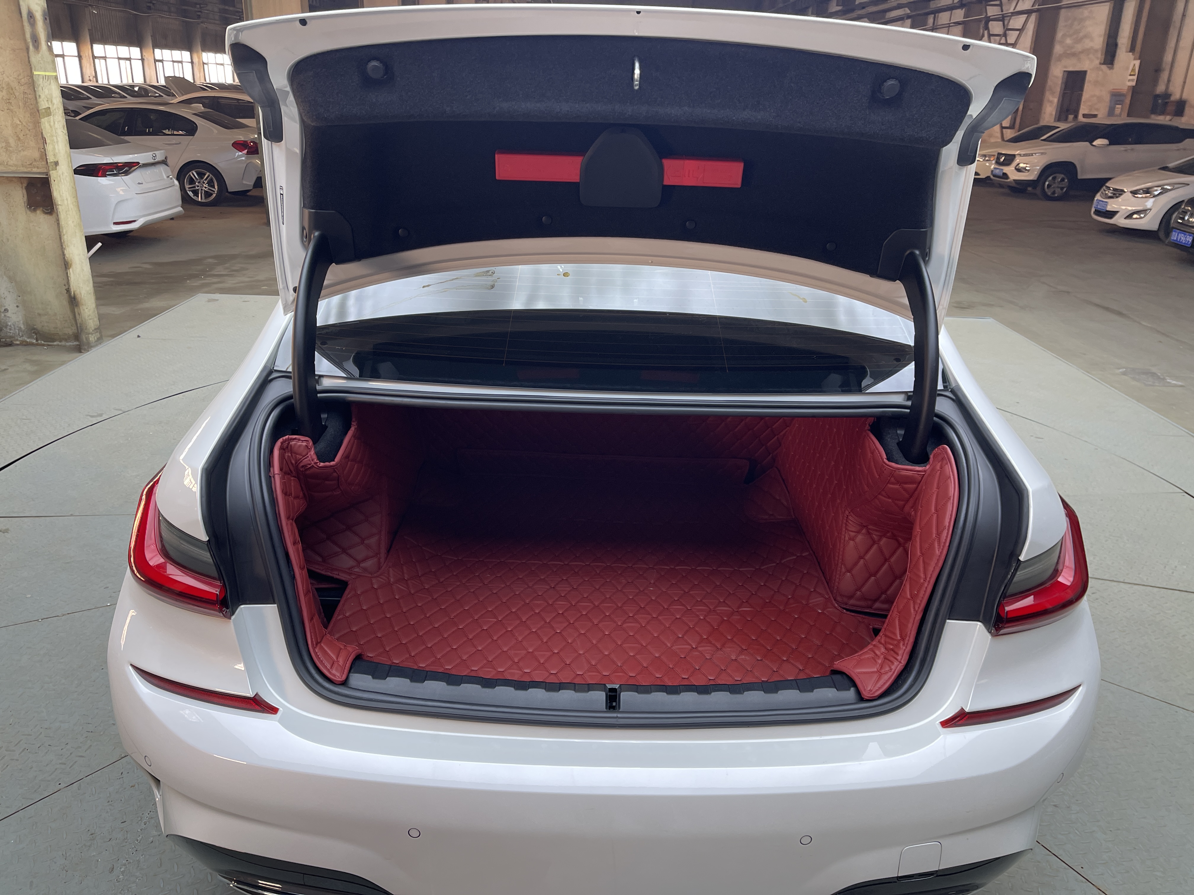 Спортивный костюм BMW 3 серии 2022 Li M